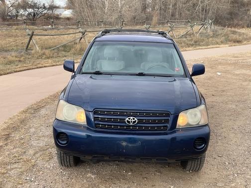 2003 Toyota Highlander Base