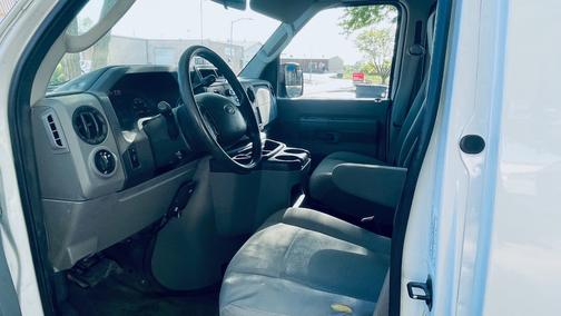 White 2013 Ford E150 Cargo