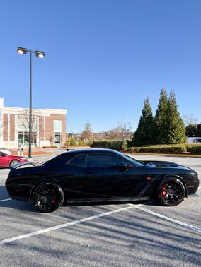 2016 Dodge Challenger SRT Hellcat