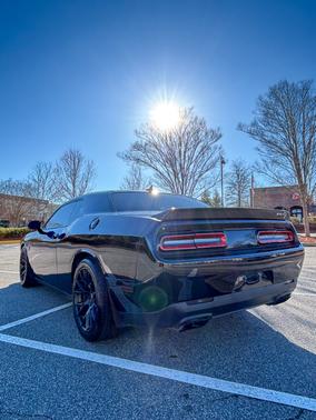 2016 Dodge Challenger SRT Hellcat