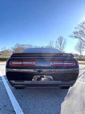 2016 Dodge Challenger SRT Hellcat