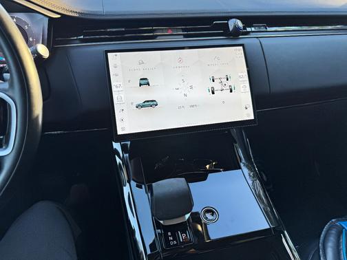 2024 Land Rover Range Rover Sport P360 SE