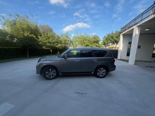 Gray 2016 INFINITI QX80 Base