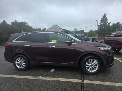 Purple 2019 Kia Sorento LX