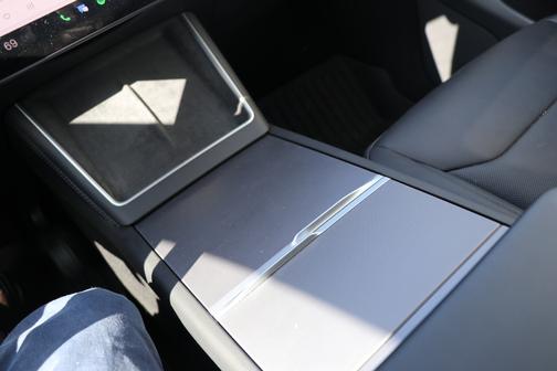 2026 Tesla Model Y AWD