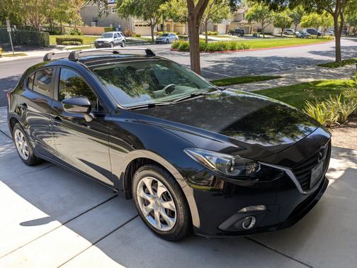 2015 Mazda Mazda3 i Sport