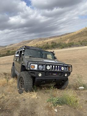 Green 2006 Hummer H2 Base