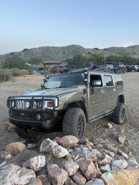 Green 2006 Hummer H2 Base