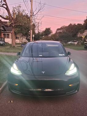 2020 Tesla Model 3 Standard Range