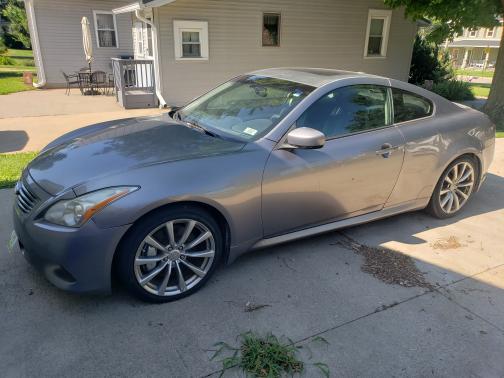 2008 INFINITI G37 Sport