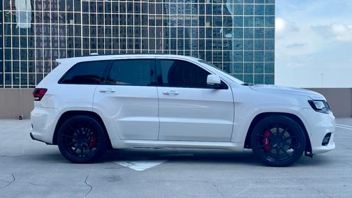 White 2017 Jeep Grand Cherokee SRT