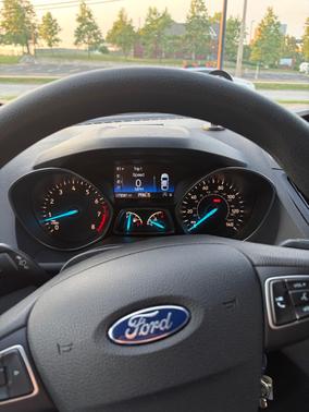 White 2018 Ford Escape SE