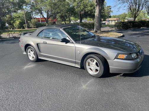 2004 Ford Mustang Base