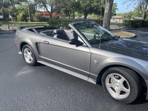 2004 Ford Mustang Base