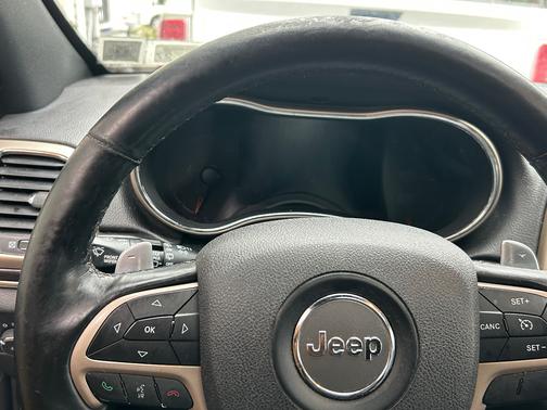 Gray 2014 Jeep Grand Cherokee Limited