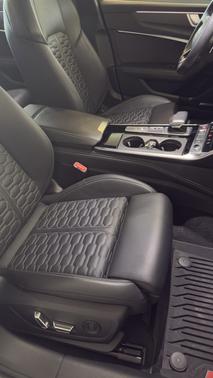 Gray 2022 Audi RS 6 Avant 4.0T