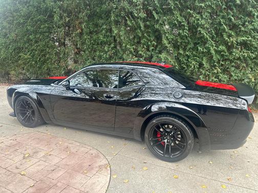 Black 2020 Dodge Challenger SRT Hellcat