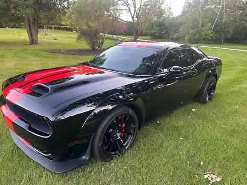 Black 2020 Dodge Challenger SRT Hellcat