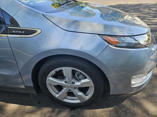 2014 Chevrolet Volt Base