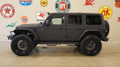 Photo 1 of 29 of 2020 Jeep Wrangler Unlimited Sport