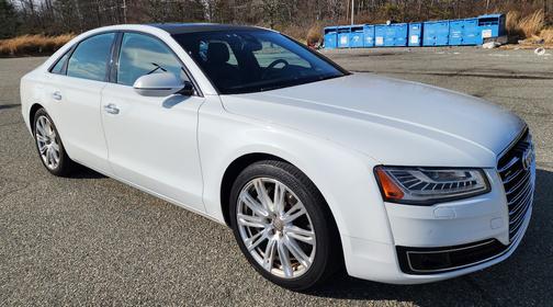 White 2015 Audi A8 4.0T