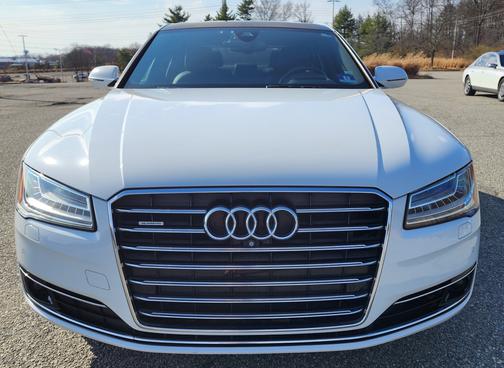 White 2015 Audi A8 4.0T
