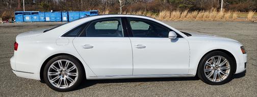 White 2015 Audi A8 4.0T