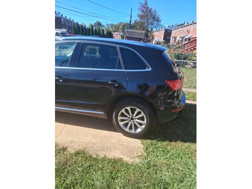 Black 2014 Audi Q5 2.0T Premium Plus