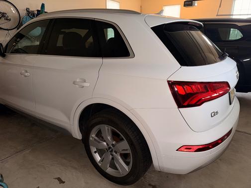 2018 Audi Q5 2.0T Tech Premium
