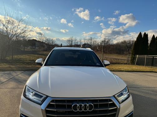 2018 Audi Q5 2.0T Tech Premium