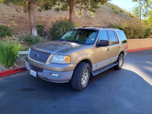 2003 Ford Expedition XLT