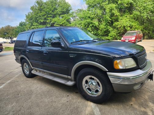Black 2000 Ford Expedition Eddie Bauer