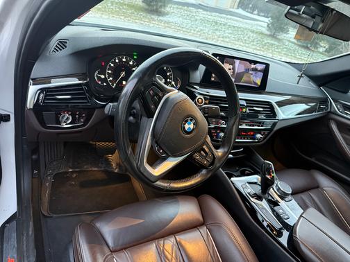 2019 BMW 530 i xDrive