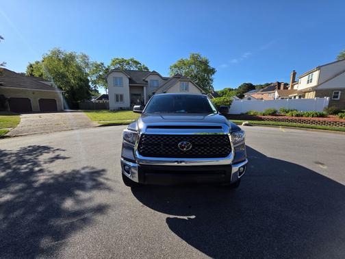 Gray 2021 Toyota Tundra SR5