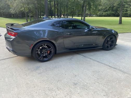 Gray 2017 Chevrolet Camaro 2SS