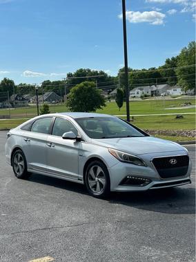 Silver 2017 Hyundai SONATA Hybrid Limited