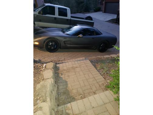 Gray 2000 Chevrolet Corvette Base