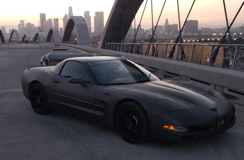 Gray 2000 Chevrolet Corvette Base