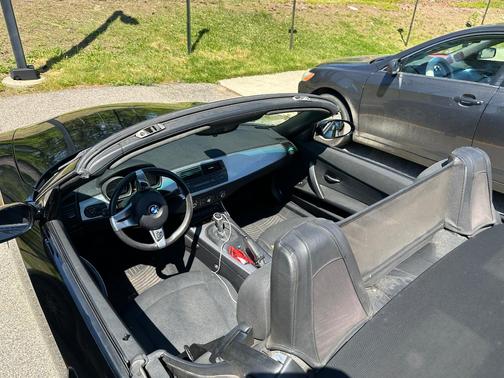 Black 2008 BMW Z4 3.0i Roadster
