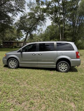 Silver 2014 Chrysler Town & Country Touring