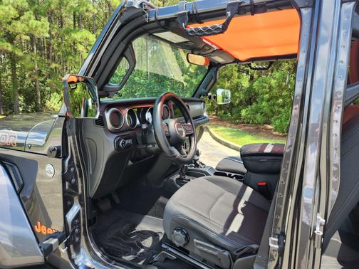 2021 Jeep Gladiator Sport S