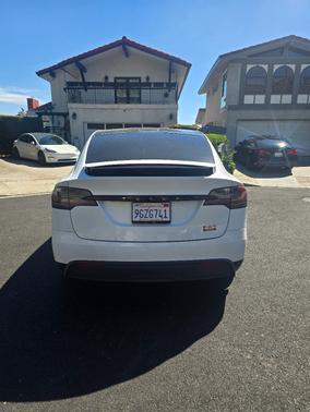 White 2023 Tesla Model X Base