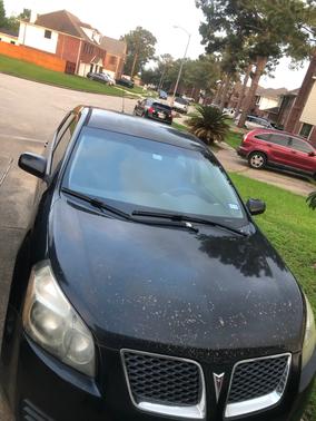 Black 2009 Pontiac Vibe Base