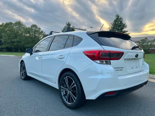 Photo 5 of 18 of 2019 Subaru Impreza 2.0i