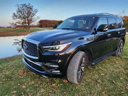 2024 INFINITI QX80 SENSORY AWD