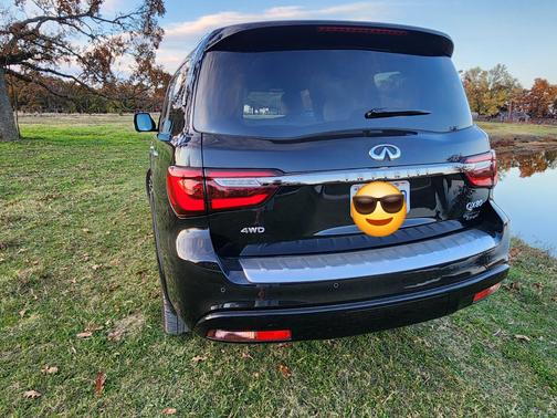 2024 INFINITI QX80 SENSORY AWD