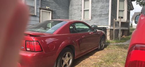 2001 Ford Mustang Premium