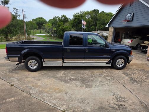 Blue 2001 Ford F-350 XLT Crew Cab Super Duty DRW