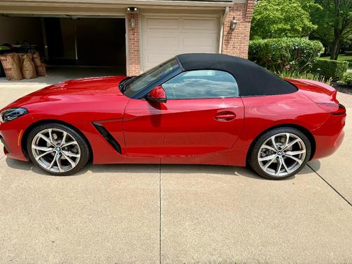 Red 2022 BMW Z4 sDrive30i
