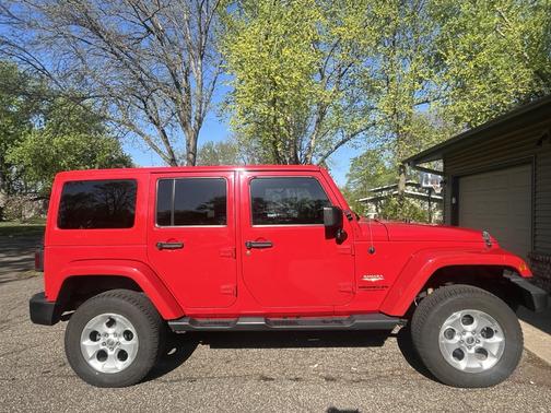 2013 Jeep Wrangler Unlimited Sahara